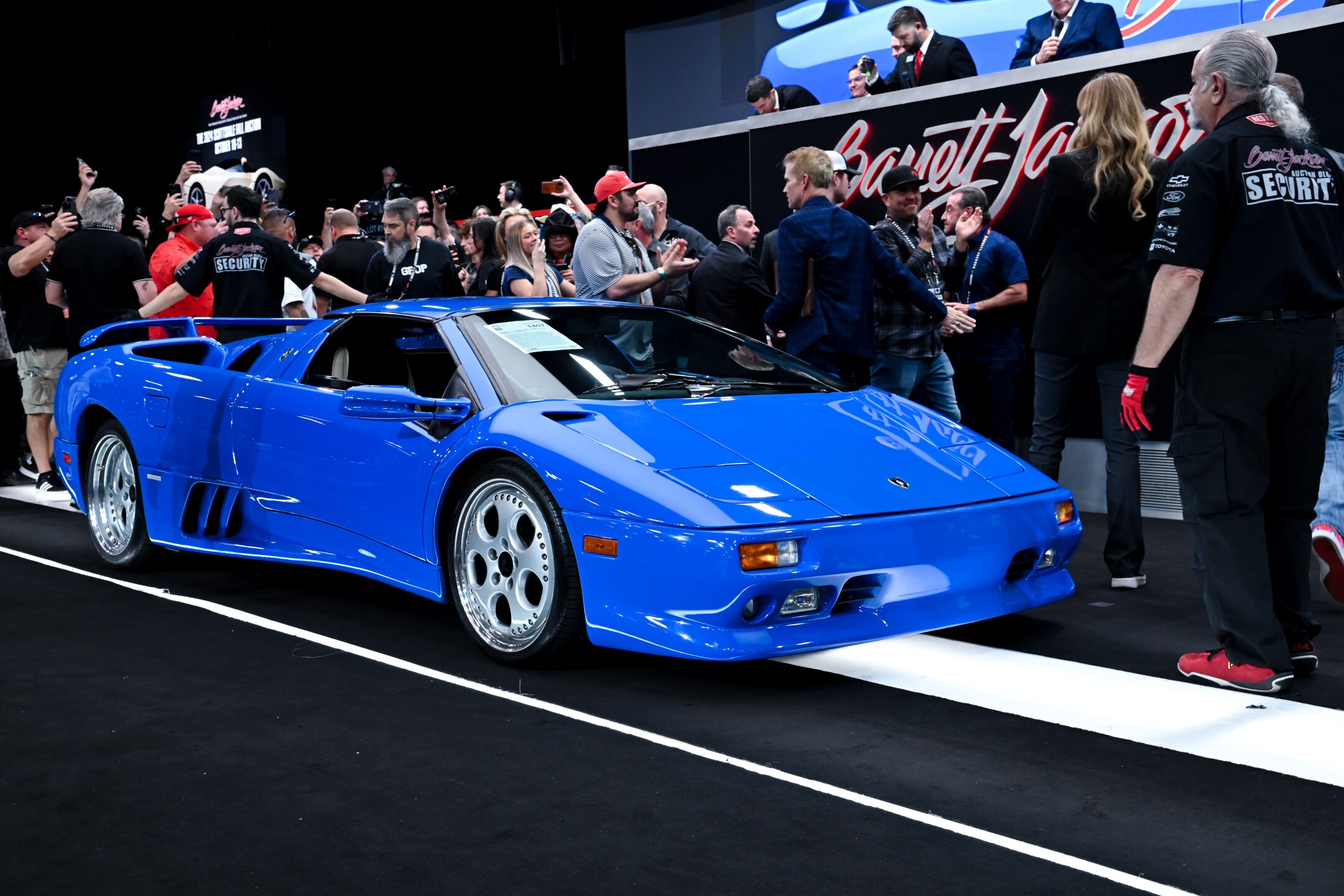 Lot 1407 - DONALD J. TRUMP'S 1997 LAMBORGHINI DIABLO VT ROADSTER.jpg