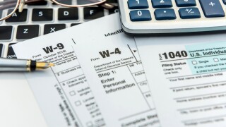 Fewer Americans getting tax refunds this tax season